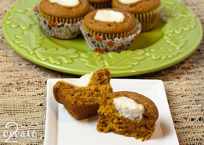 Ginger-Cream-Filled-Pumpkin-Muffins_0003